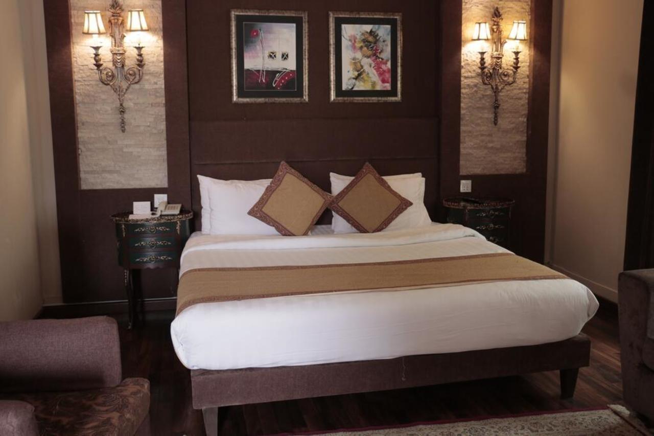Ambassador Suites & Hotel Islamabad Bagian luar foto